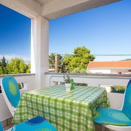 1-Bedroom Apartment With Loggia In Punat Island Krk エクステリア 写真