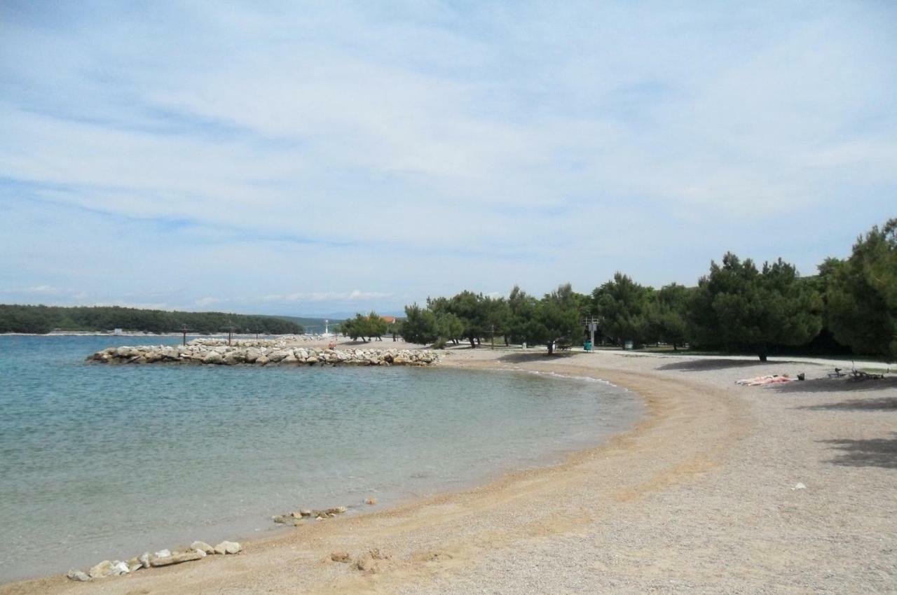 1-Bedroom Apartment With Loggia In Punat Island Krk エクステリア 写真